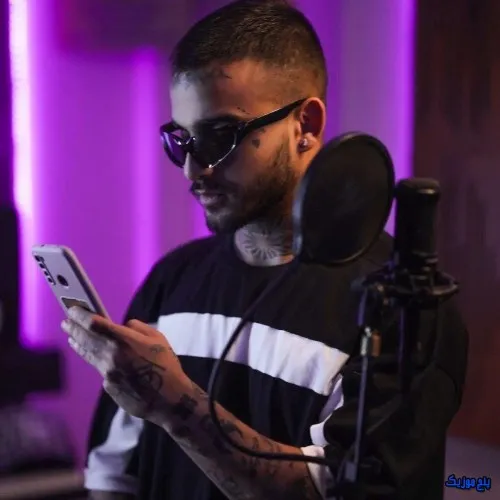 دانلود آهنگ امشب ماه کامله مثل قرصم ایسین