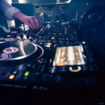 دانلود آهنگ هنوزم دوست دارم نیوفتادی از چشم  ریمیکس فرهاد زیاک  و  یاسمنا دانلود آهنگ هنوزم دوست دارم نیوفتادی از چشم  ریمیکس فرهاد زیاک  و  یاسمنا